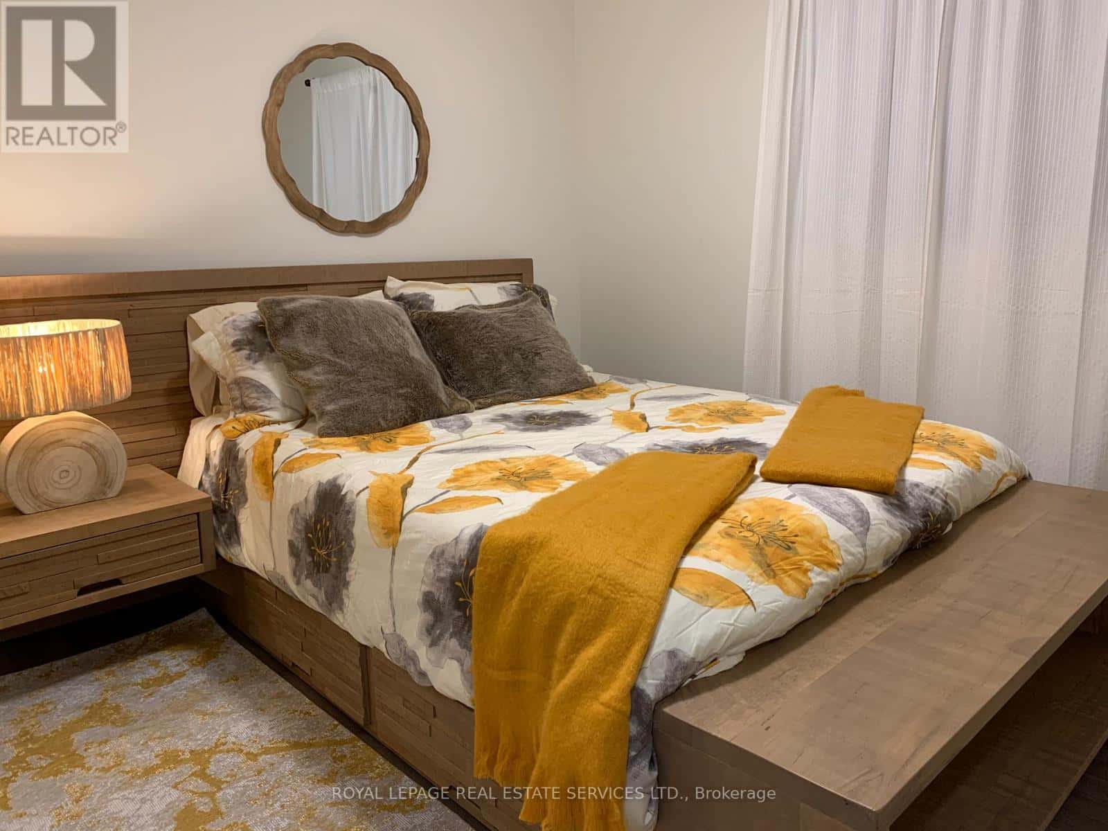 4 CRESCENT ROAD — Strong, Ontario - Photo 3 of 86