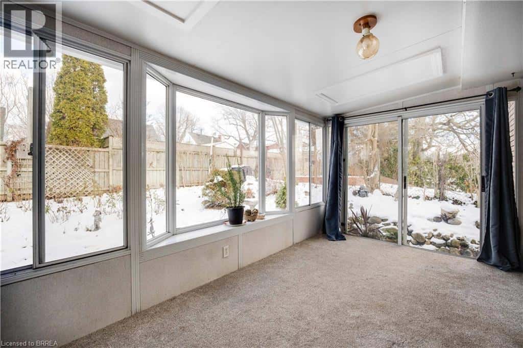 133 BURWELL Street — Brantford, Ontario - Photo 3 of 33