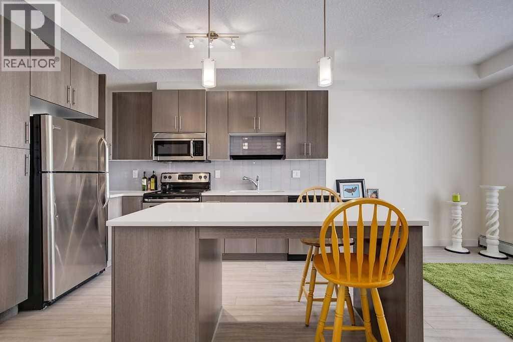 Calgary — Calgary - Photo 3 of 25