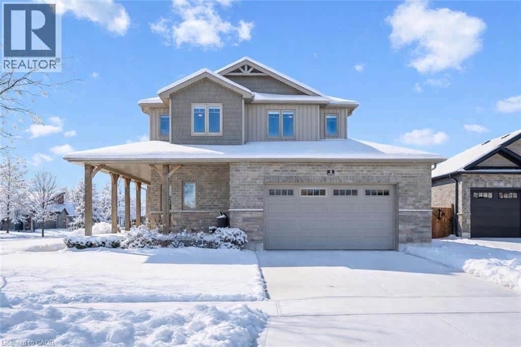 8 GRIFFITH Court — Listowel, Ontario - Photo 2 of 43