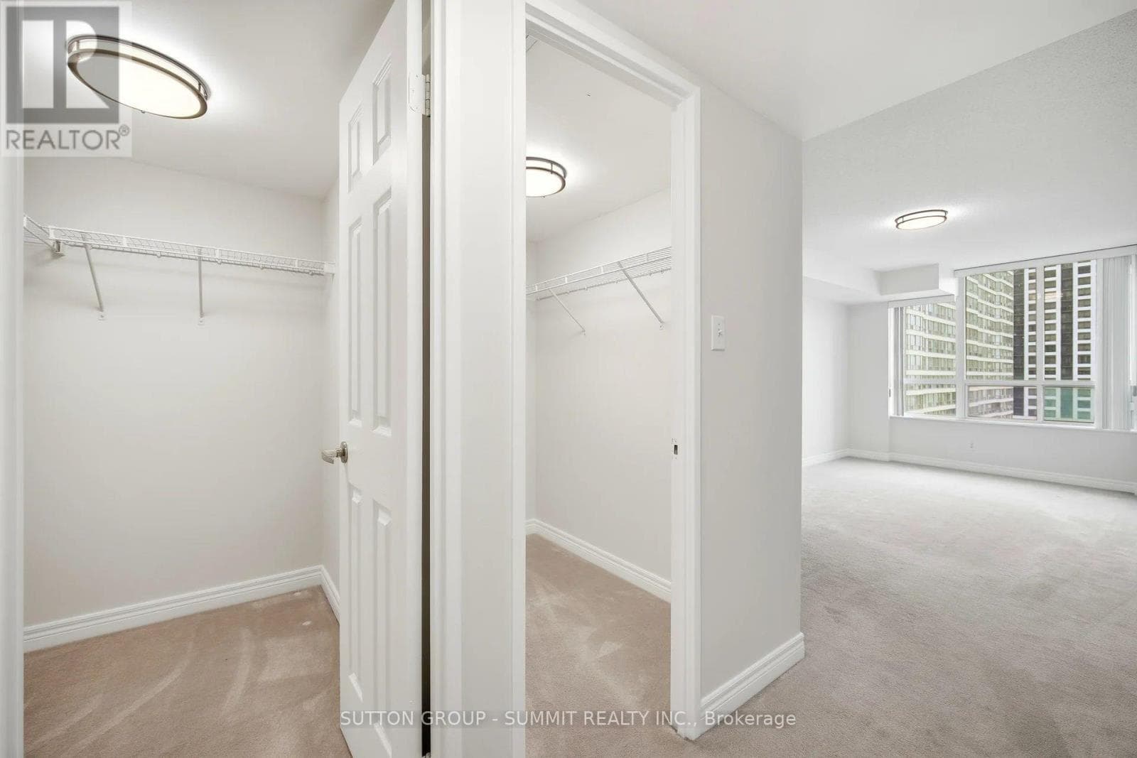 Mississauga (City Centre) — Mississauga (City Centre) - Main photo