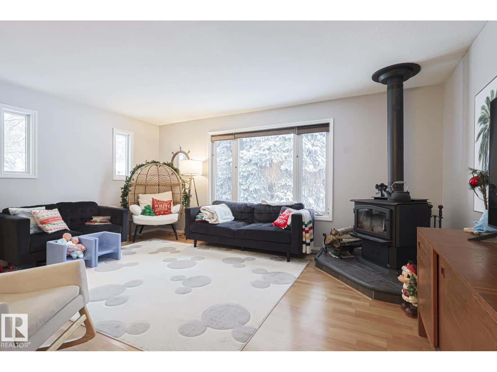 60 Bellevue CR — St. Albert, Alberta - Photo 3 of 60