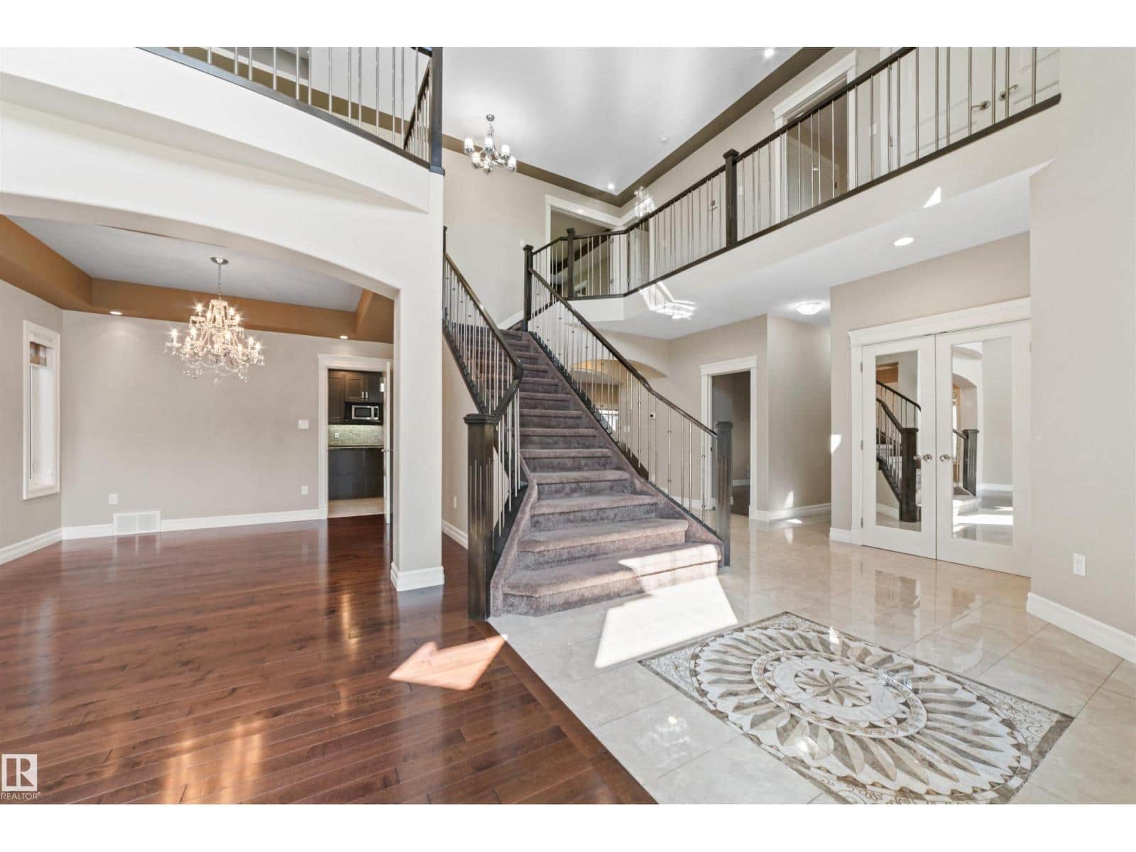 1721 ADAMSON CR SW - Photo 5 of 60, Edmonton, Alberta