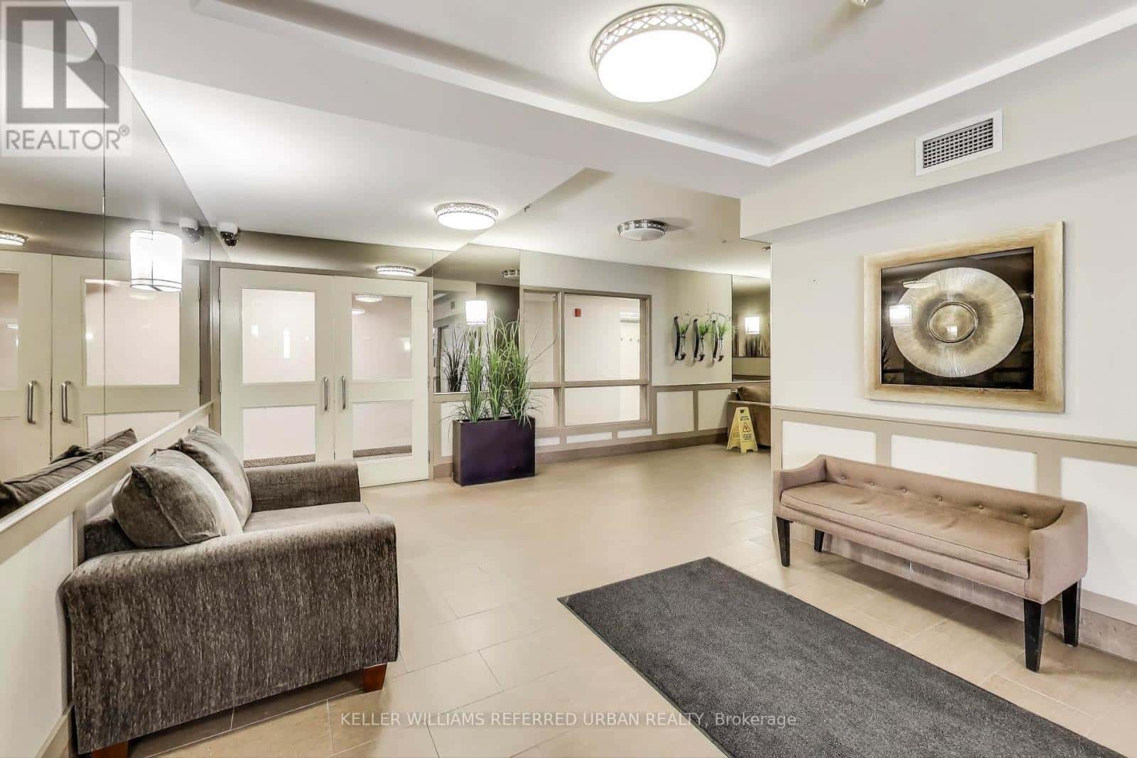 206 - 10 MENDELSSOHN STREET — Toronto (Clairlea-Birchmount), Ontario - Photo 5 of 20