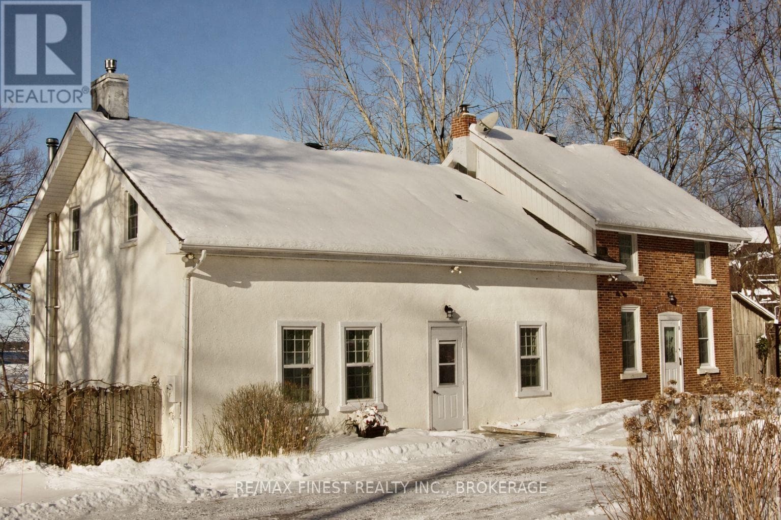 2750 FRONT ROAD — Loyalist (Lennox and Addington - South), Ontario - Main photo