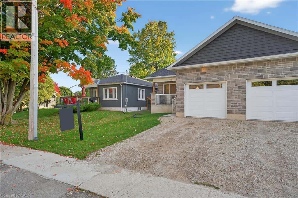 166 WEBB Street — Harriston, Ontario - Photo 4 of 32