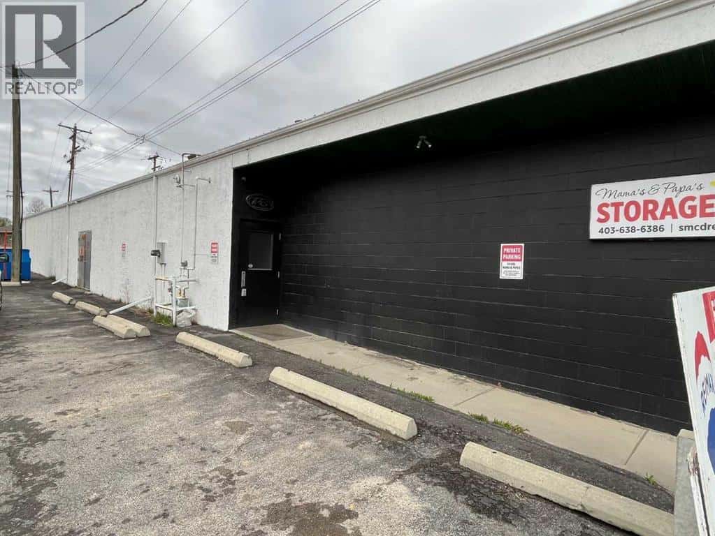 114 Centre Street N — Sundre, Alberta - Photo 2 of 16