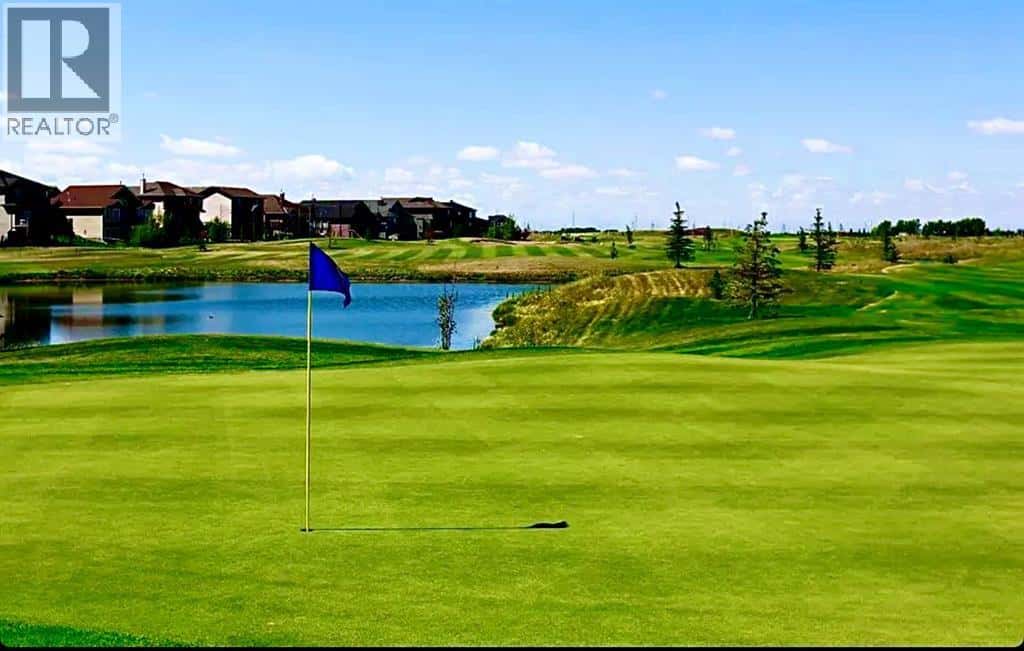 37 North Bridges Bay SW — Langdon, Alberta - Photo 4 of 33