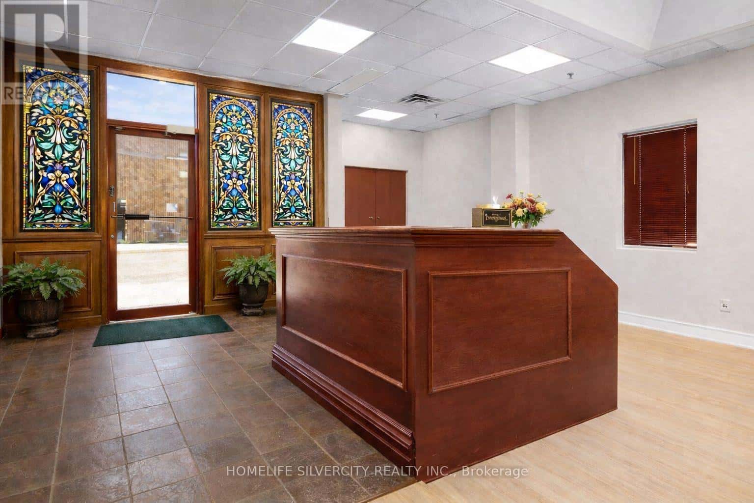 7070 PACIFIC CIRCLE — Mississauga (Northeast) - Photo 5 of 29