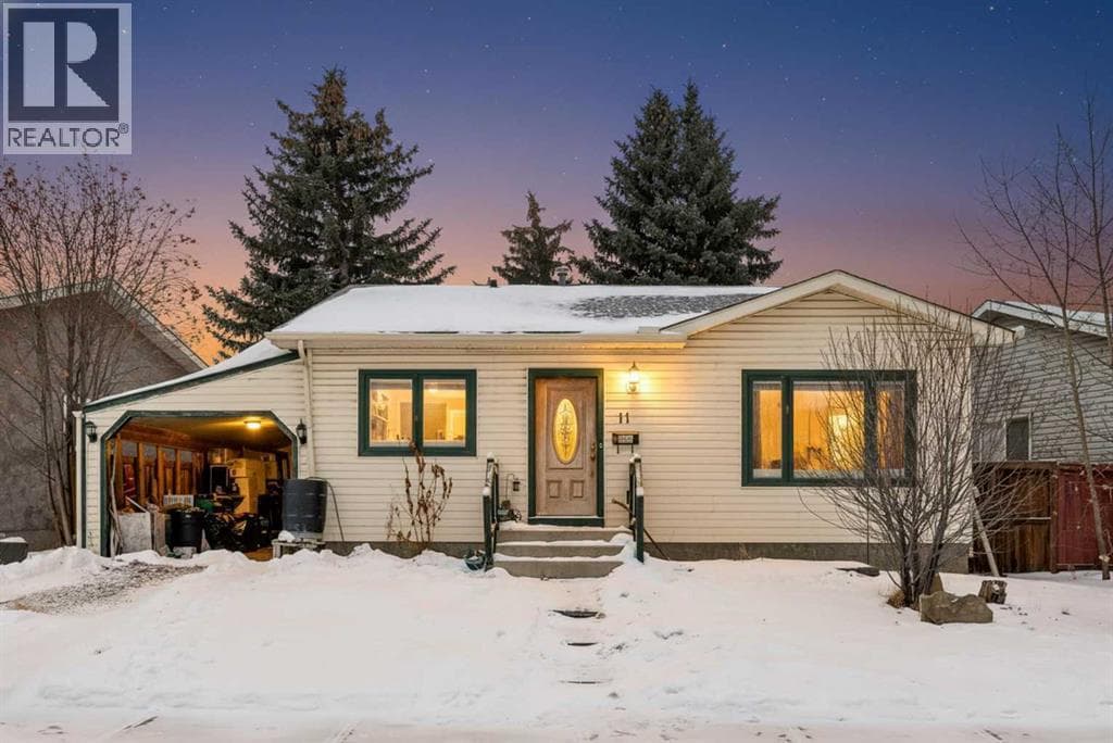 11 Ridgebrook Drive SW — Airdrie, Alberta - Main photo