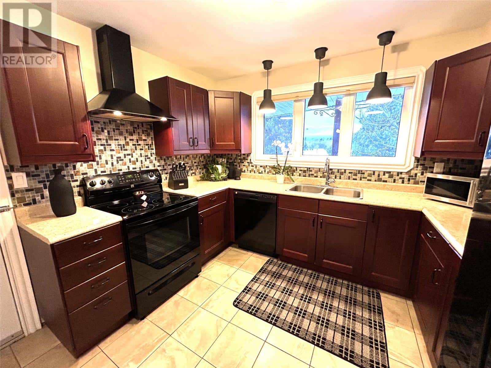 Stephenville — Stephenville - Photo 5 of 44