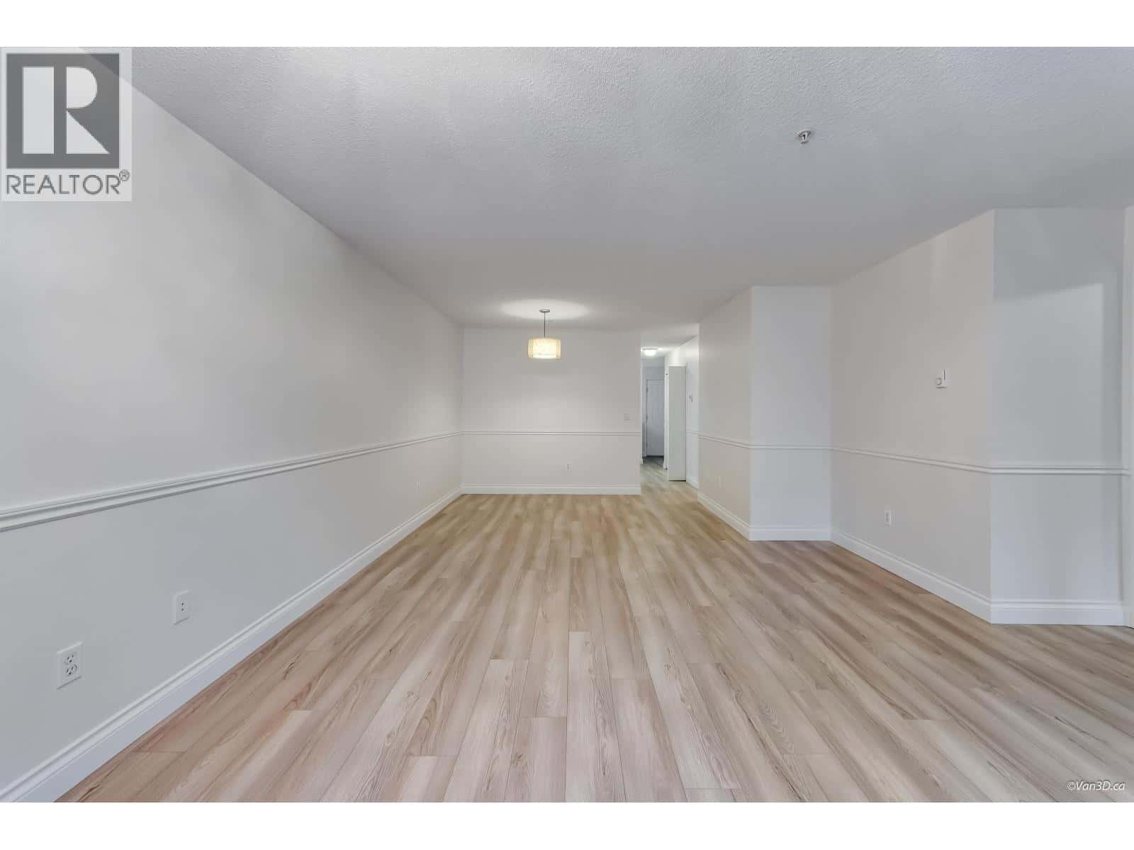 56 19034 MCMYN ROAD — Pitt Meadows, British Columbia - Photo 2 of 26