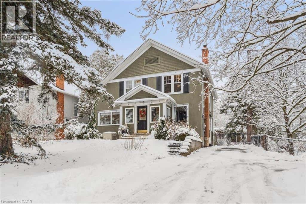 139 CAMPBELL Avenue West