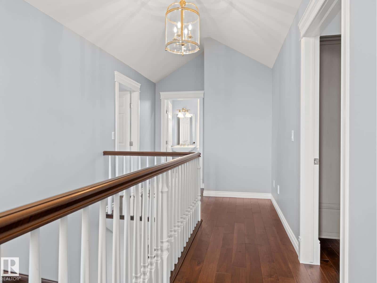 52105 RGE ROAD 225 — Rural Strathcona County, Alberta - Photo 2 of 136