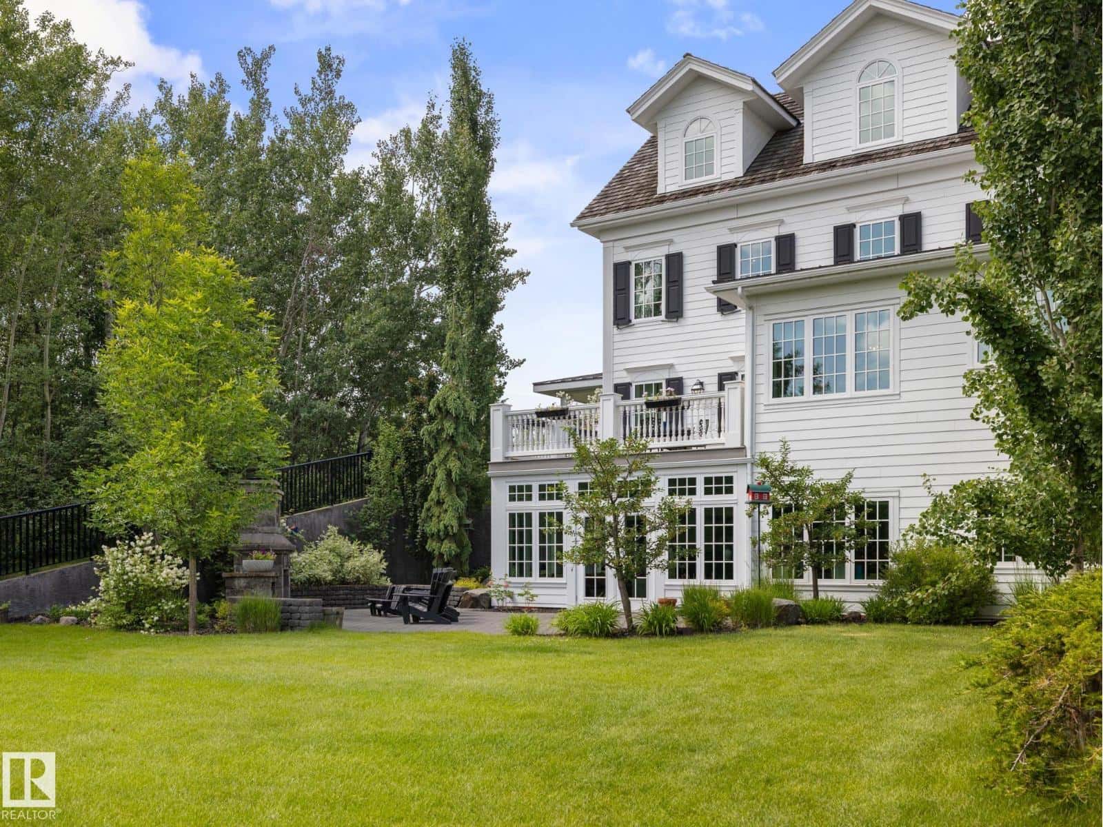 52105 RGE ROAD 225 — Rural Strathcona County, Alberta - Photo 4 of 136