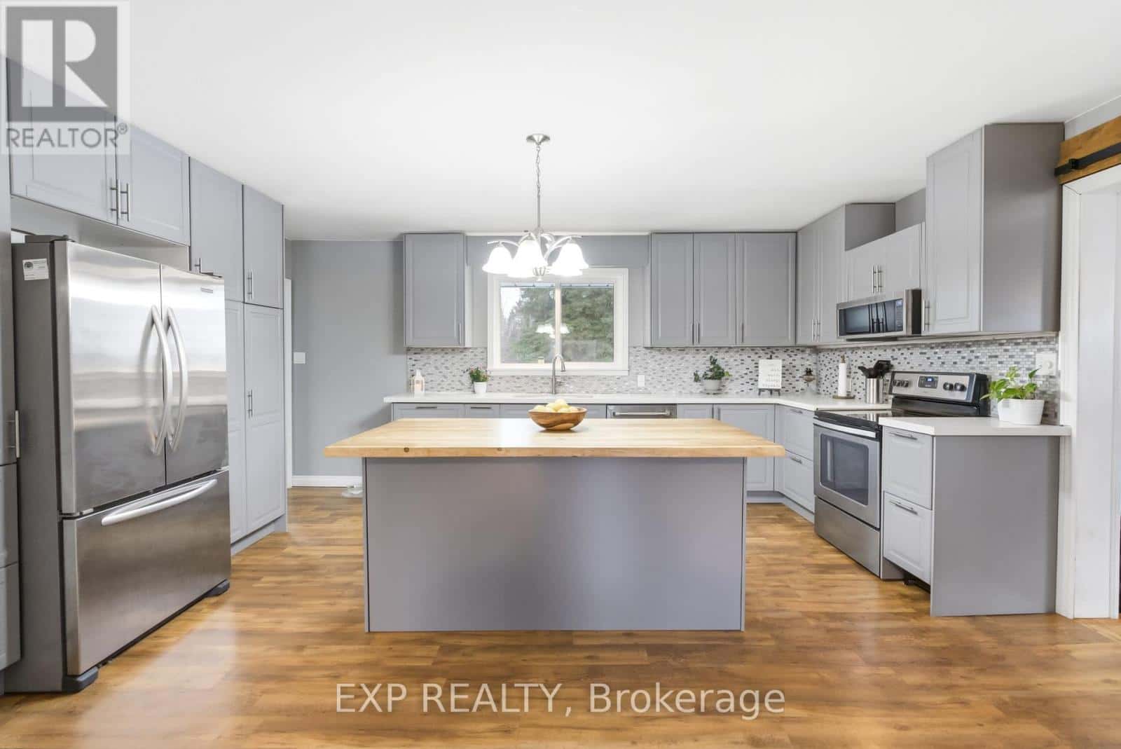 3824 TRULLS ROAD — Clarington (Courtice), Ontario - Photo 3 of 24