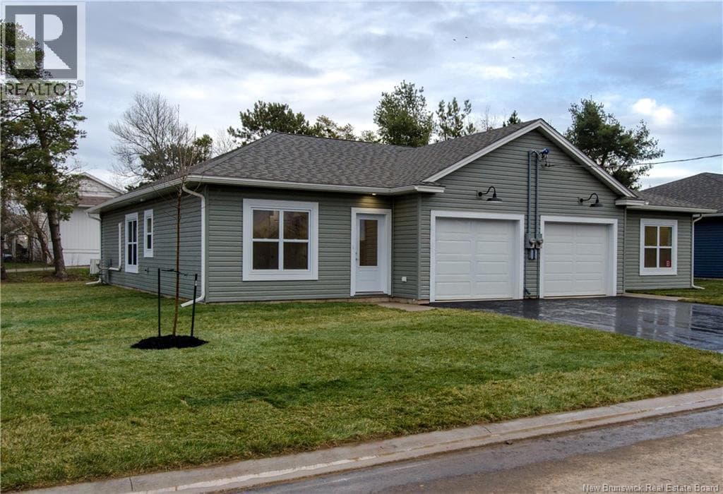 2 Otty Avenue — Sussex, New Brunswick - Main photo