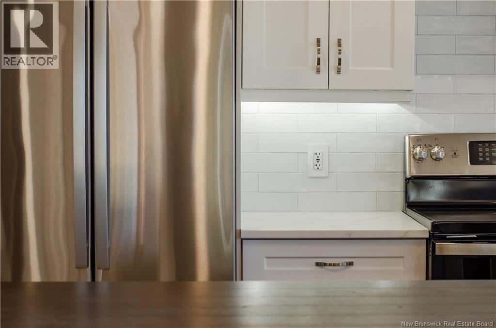 2 Otty Avenue — Sussex, New Brunswick - Photo 3 of 26