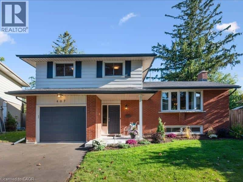 407 GRANGEWOOD Drive — Waterloo, Ontario - Photo 3 of 37