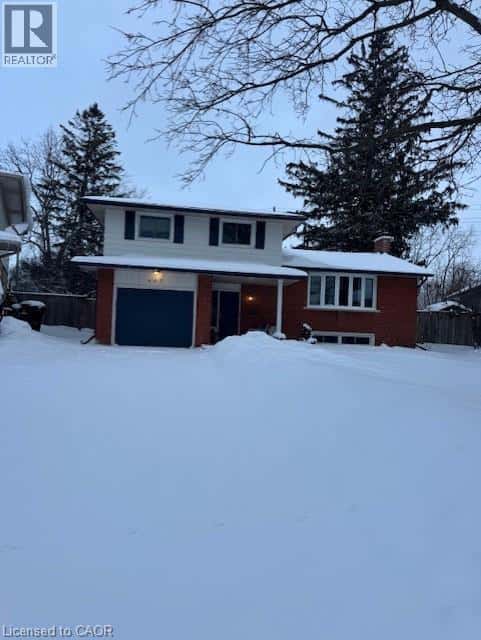 407 GRANGEWOOD Drive — Waterloo, Ontario - Photo 2 of 37