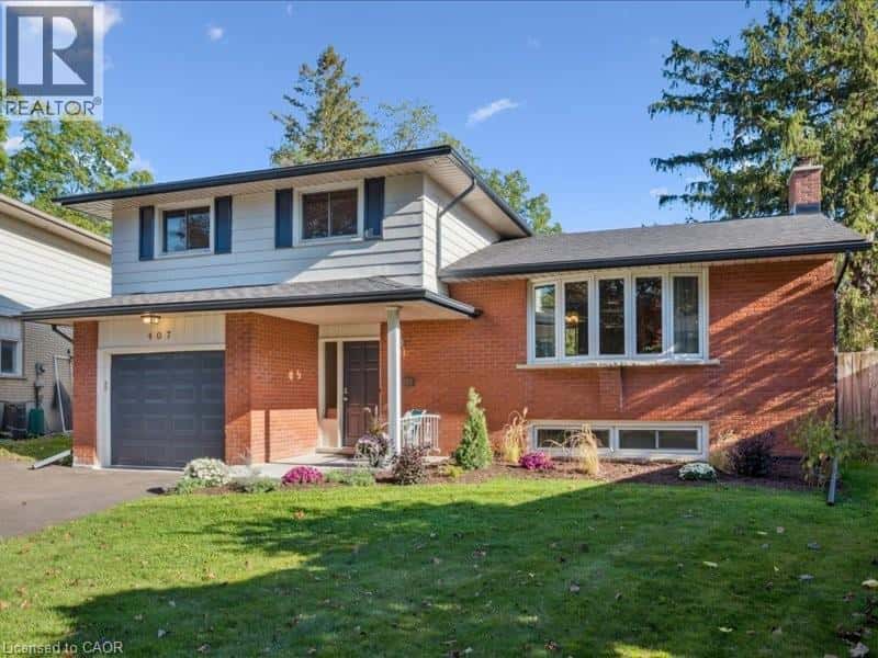 407 GRANGEWOOD Drive — Waterloo, Ontario - Photo 5 of 37