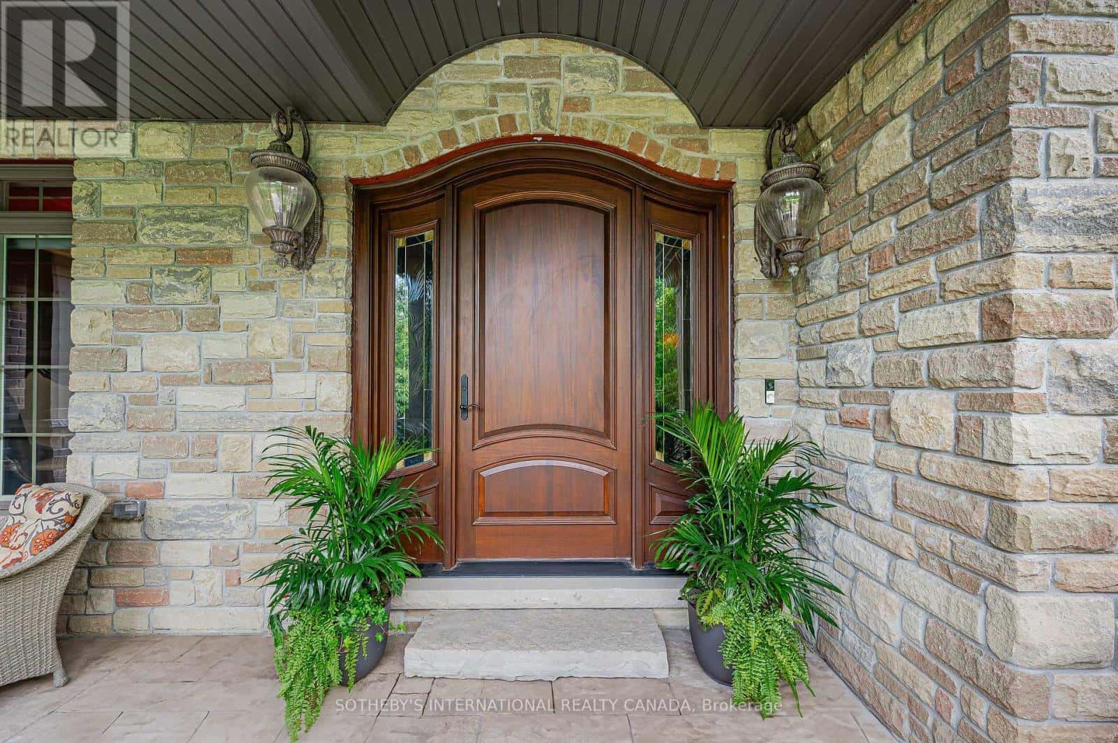 111 JOHN BRICKER ROAD — Cambridge, Ontario - Photo 5 of 47