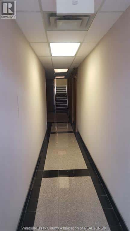 Windsor — Windsor - Photo 3 of 33