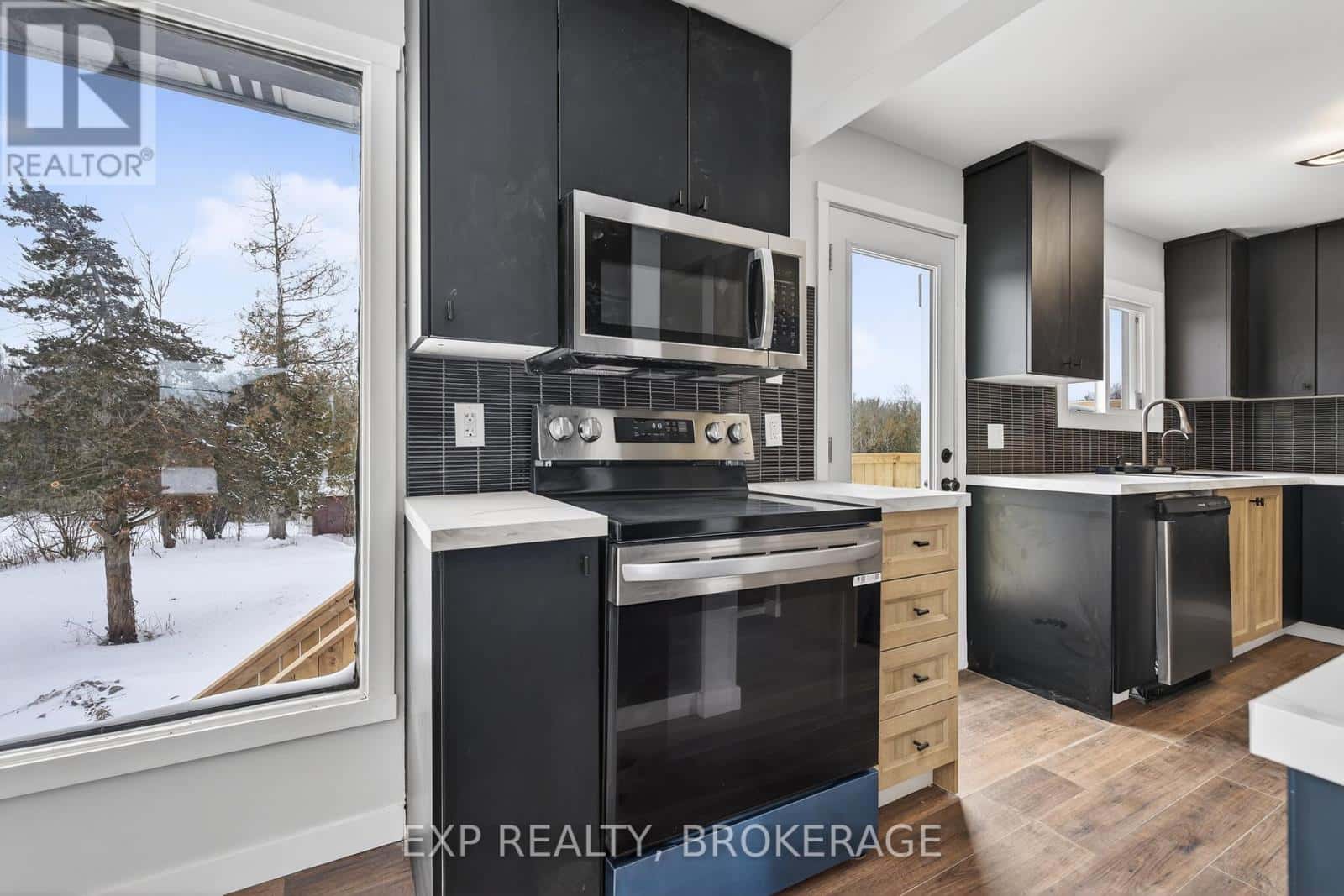 1528 ENRIGHT ROAD — Tyendinaga (Tyendinaga Township), Ontario - Photo 4 of 44