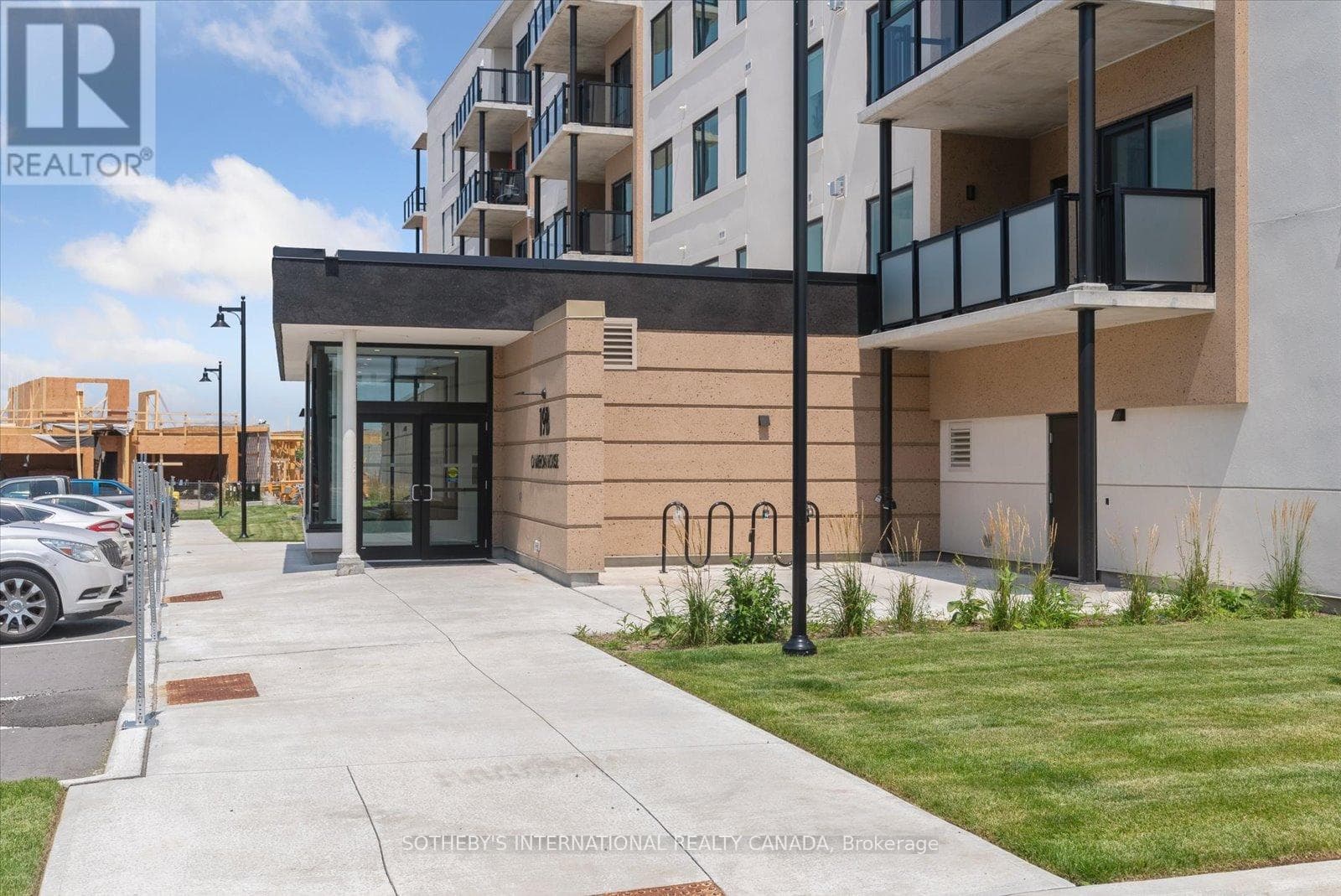 201 - 19B WEST STREET N — Kawartha Lakes (Fenelon Falls), Ontario - Main photo