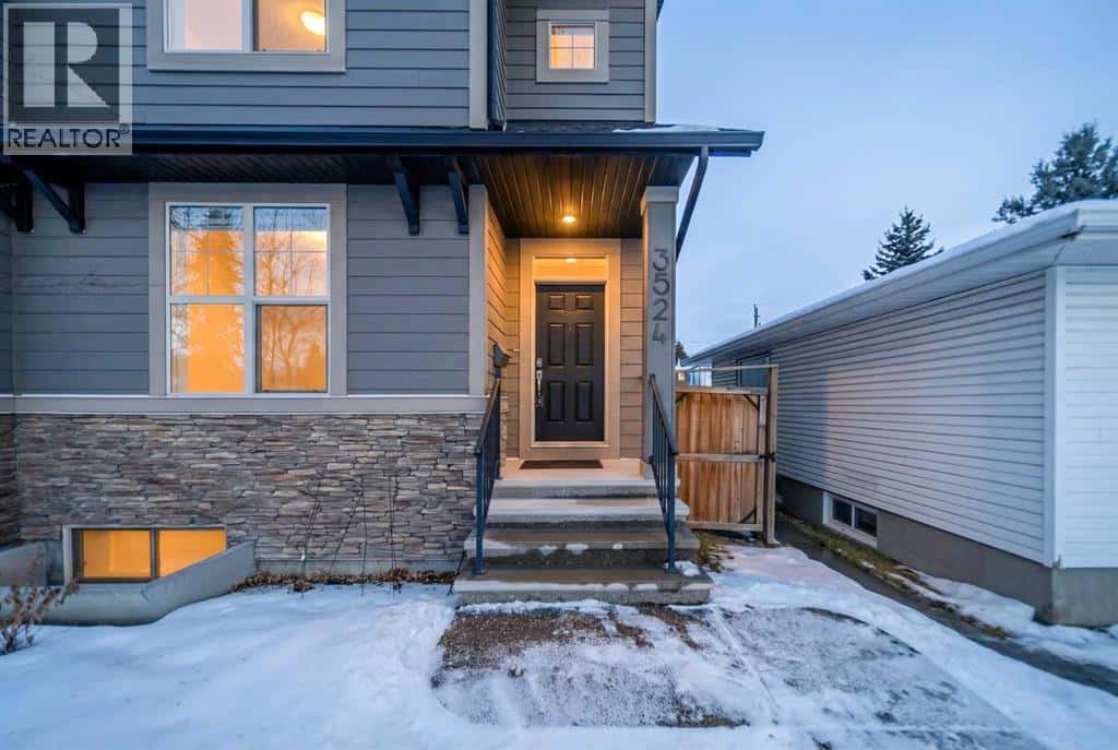 3524 41 Street SW — Calgary, Alberta - Photo 2 of 40