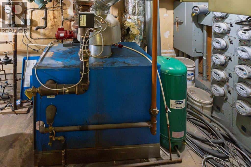 Red Deer — Red Deer - Photo 5 of 32