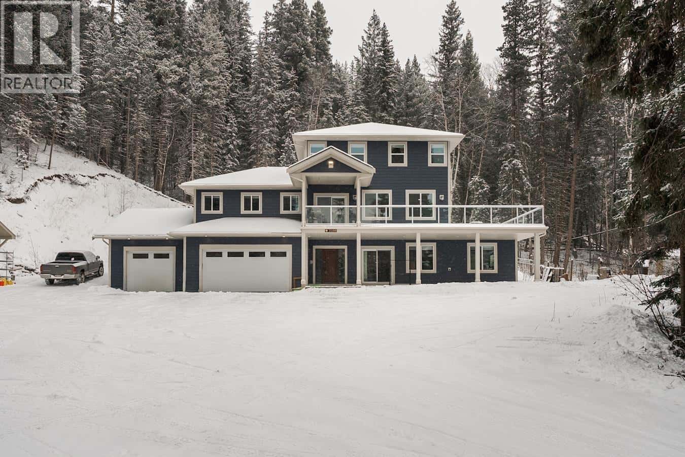 3350 HILLSIDE DRIVE — Prince George, British Columbia - Photo 2 of 40