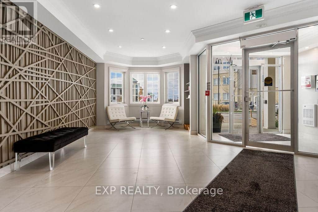 308 - 70 SHIPWAY AVENUE - Photo 5 of 39, Clarington (Newcastle), Ontario