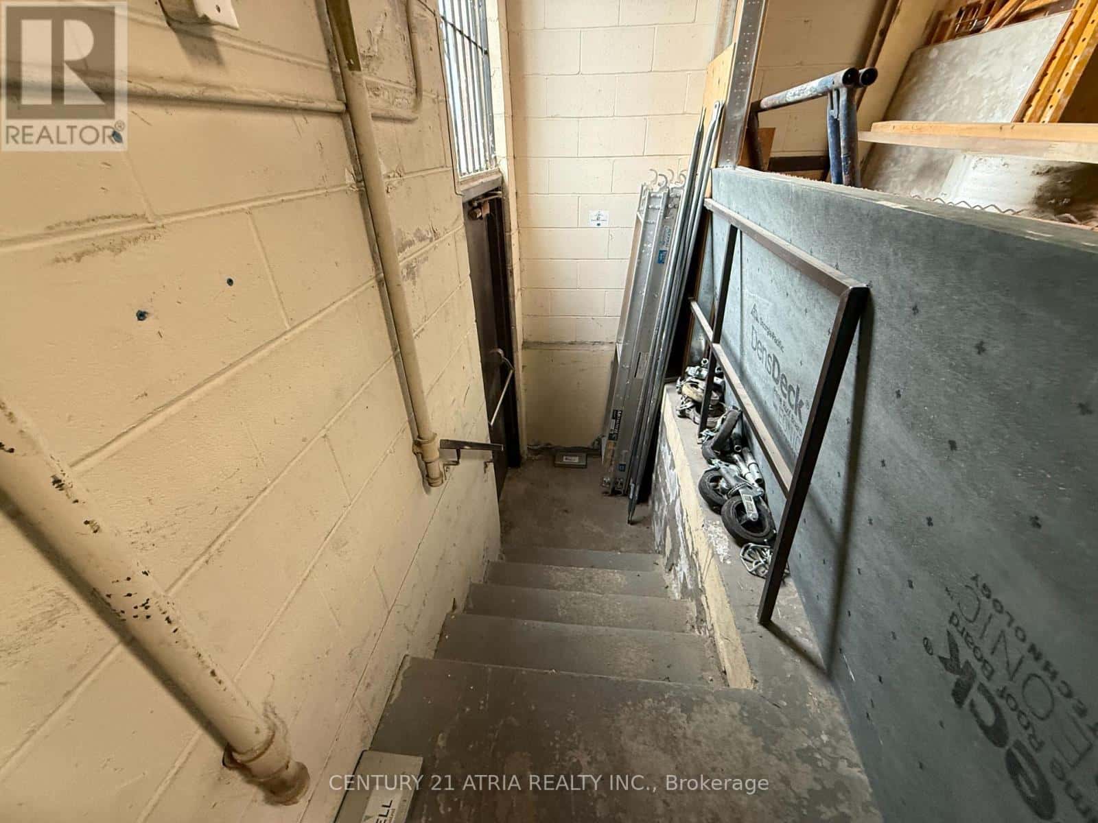 Mississauga (Northeast) — Mississauga (Northeast) - Photo 2 of 9