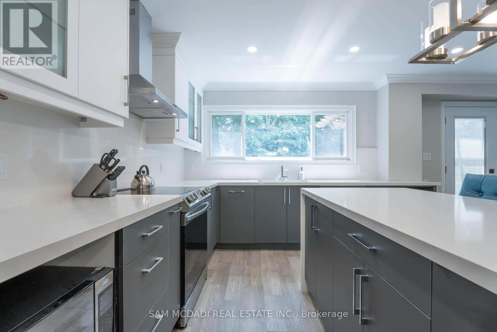 Mississauga (Sheridan) — Mississauga (Sheridan) - Photo 5 of 31