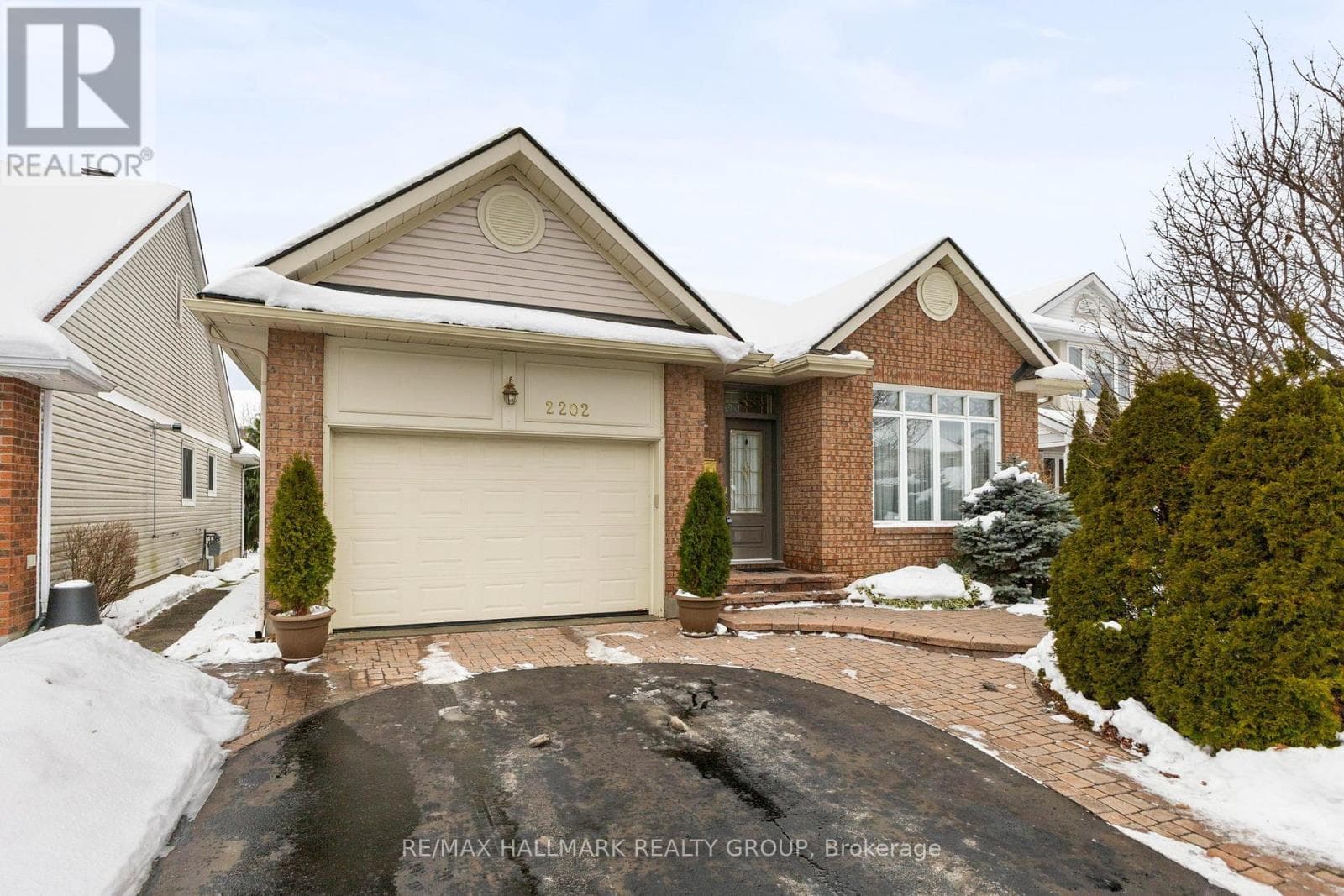 2202 NATURE TRAIL CRESCENT — Ottawa, Ontario - Main photo