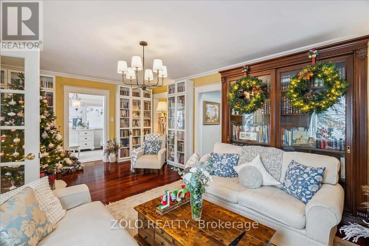 139 CAMPBELL AVENUE W — Milton (Campbellville), Ontario - Photo 5 of 50