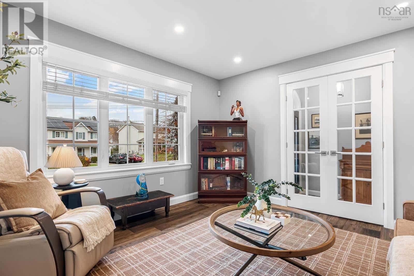 27 Stone Gate Court — Dartmouth, Nova Scotia - Photo 5 of 39