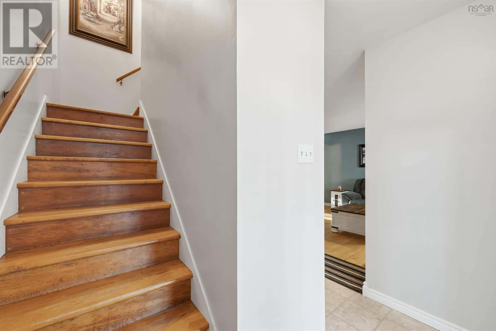 24 Roblea Drive — Dartmouth, Nova Scotia - Photo 5 of 50