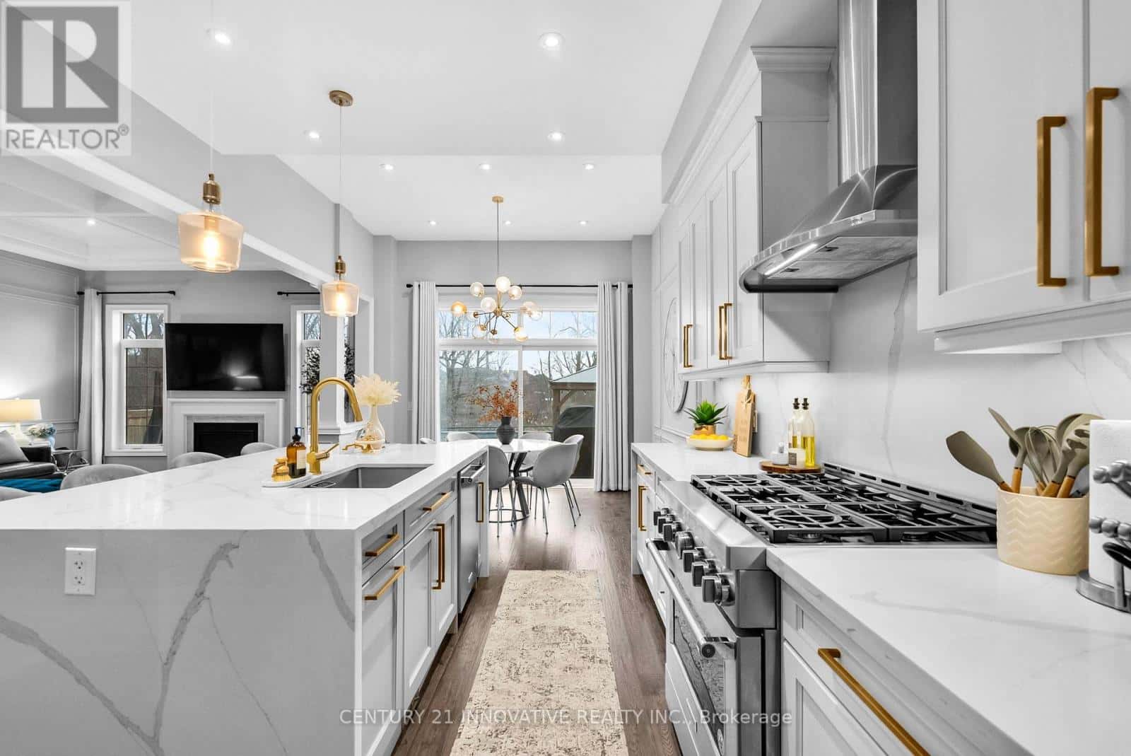 Whitby — Whitby - Photo 4 of 49