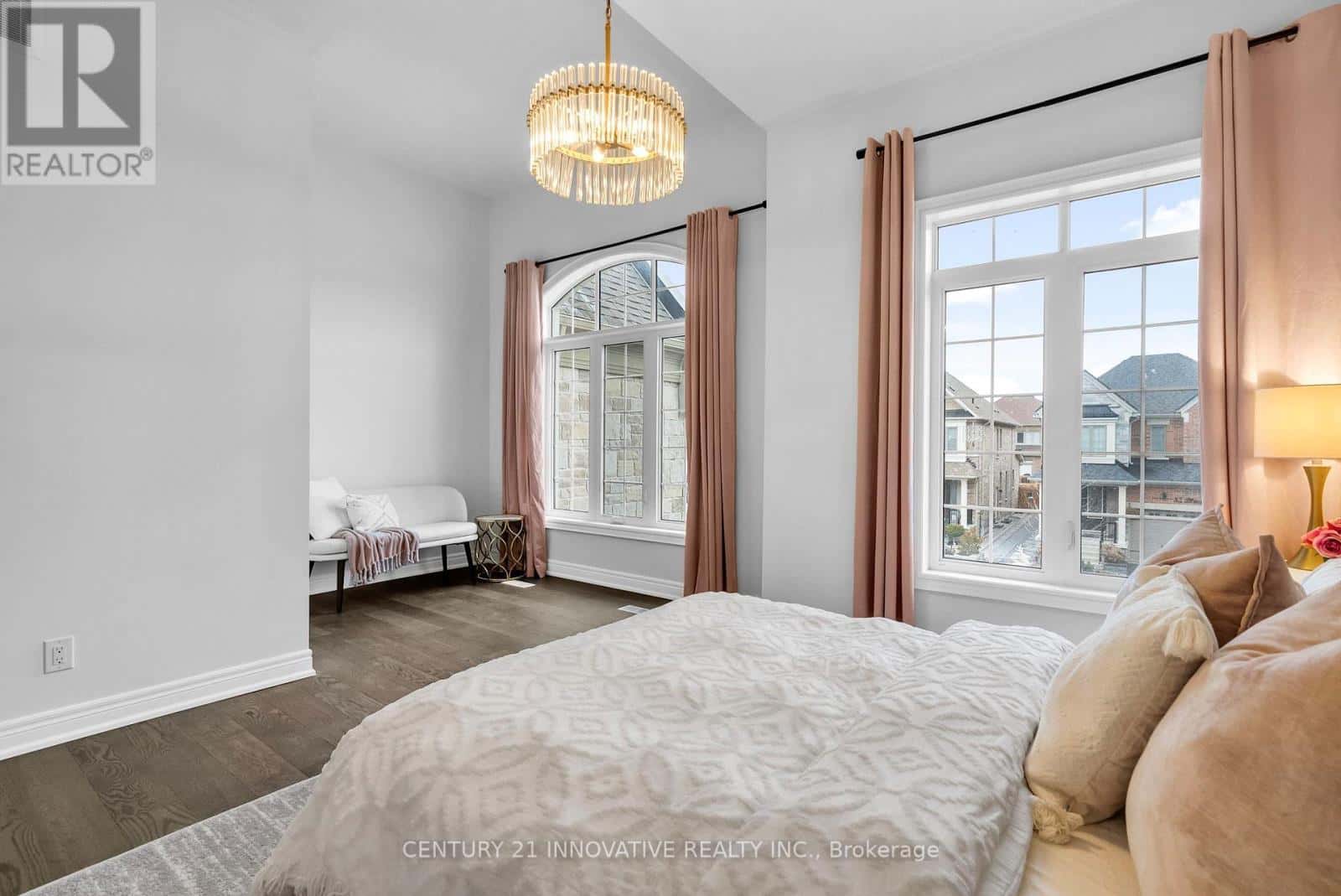 Whitby — Whitby - Photo 5 of 49