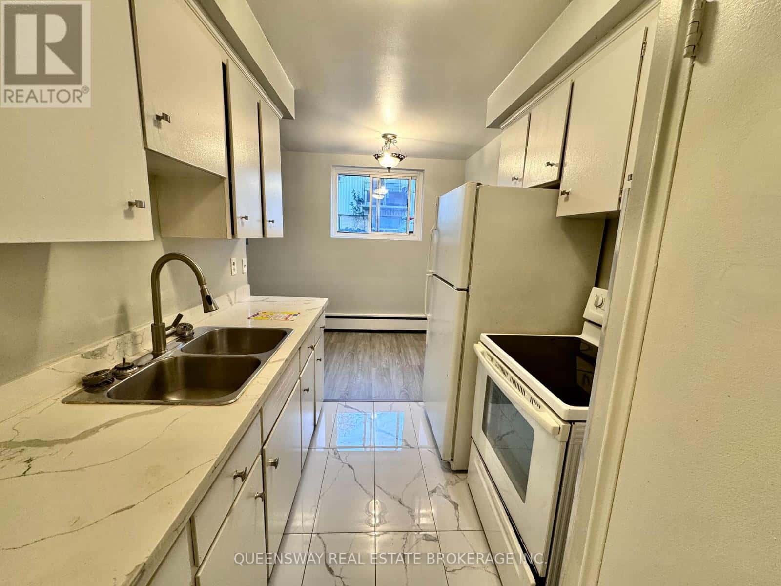 Oshawa (Vanier) — Oshawa (Vanier) - Photo 3 of 7