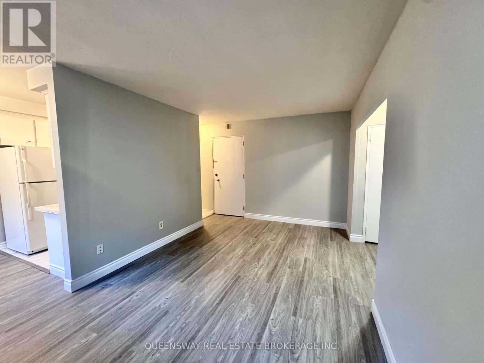 Oshawa (Vanier) — Oshawa (Vanier) - Photo 4 of 7