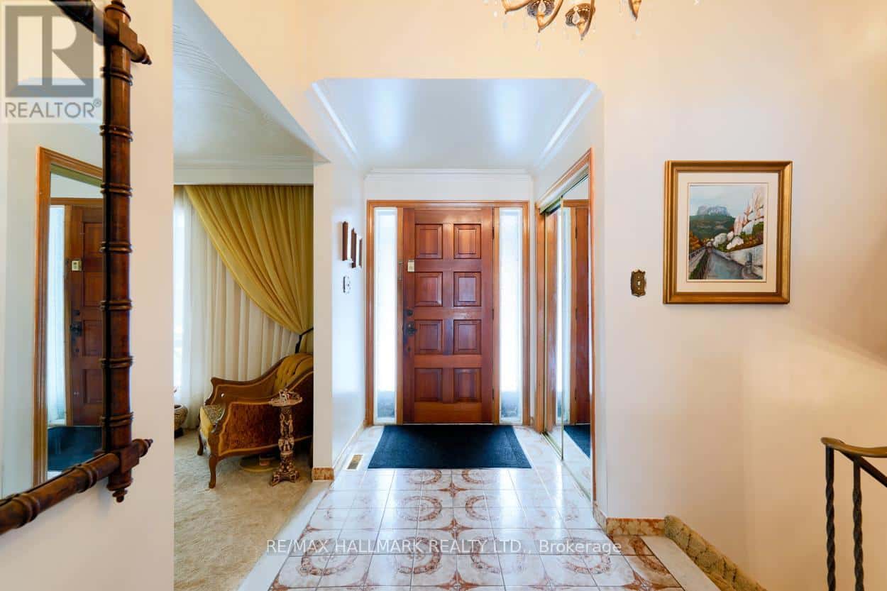 68 FERGALEA AVENUE — Toronto (West Hill), Ontario - Photo 2 of 29