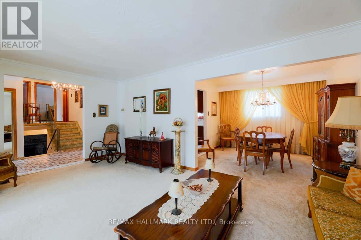 Toronto (West Hill) — Toronto (West Hill) - Photo 3 of 29