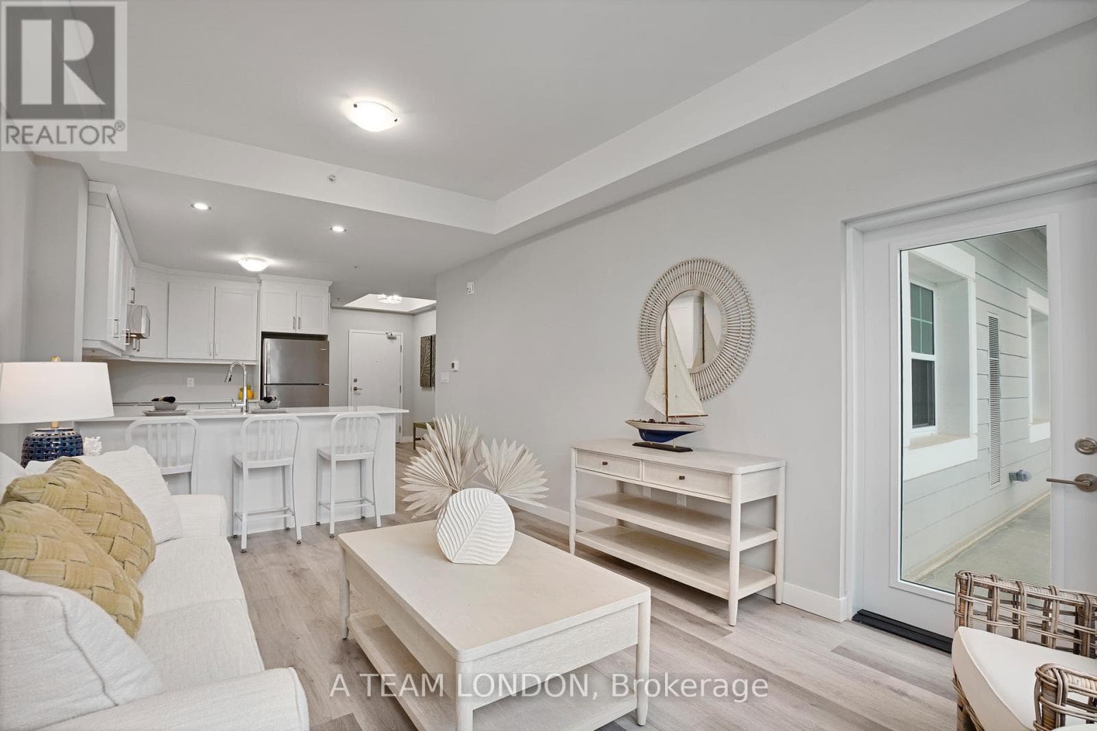 201 - 100 THE PROMENADE — Central Elgin (Port Stanley), Ontario - Main photo