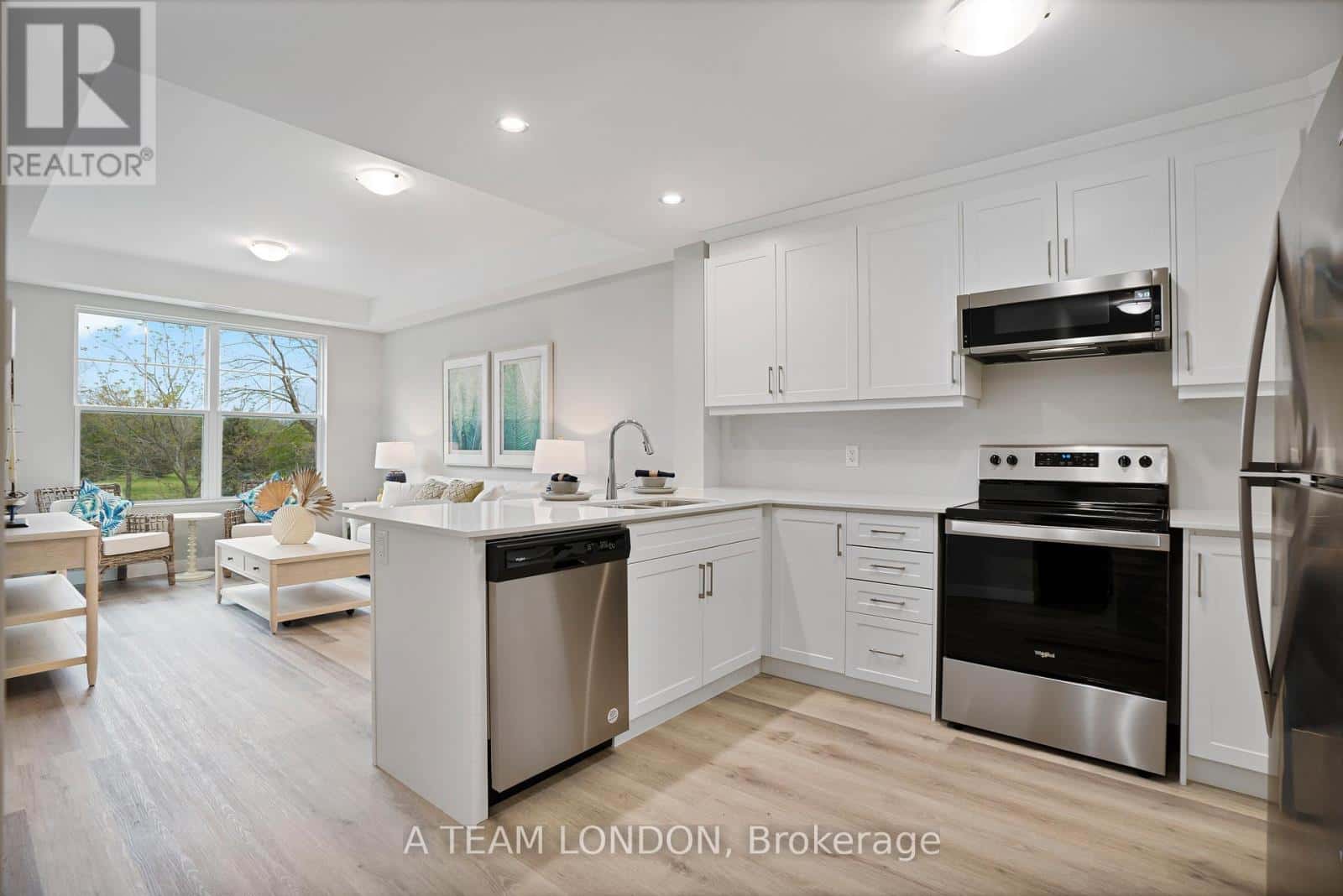 201 - 100 THE PROMENADE — Central Elgin (Port Stanley), Ontario - Photo 3 of 33