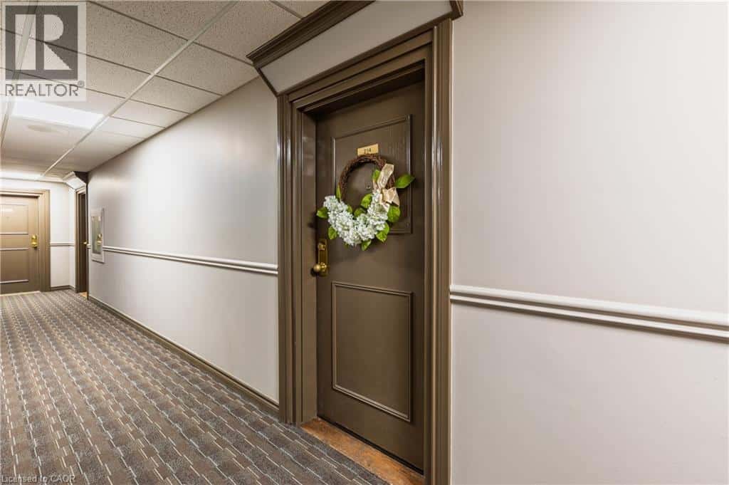 Kitchener — Kitchener - Photo 3 of 12