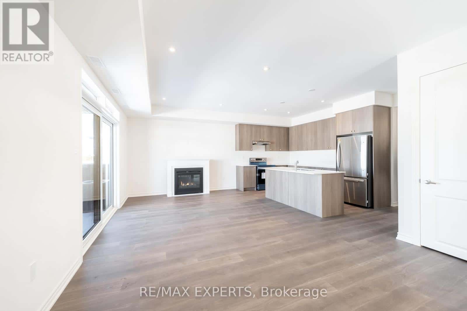 Kawartha Lakes (Lindsay) — Kawartha Lakes (Lindsay) - Photo 4 of 28