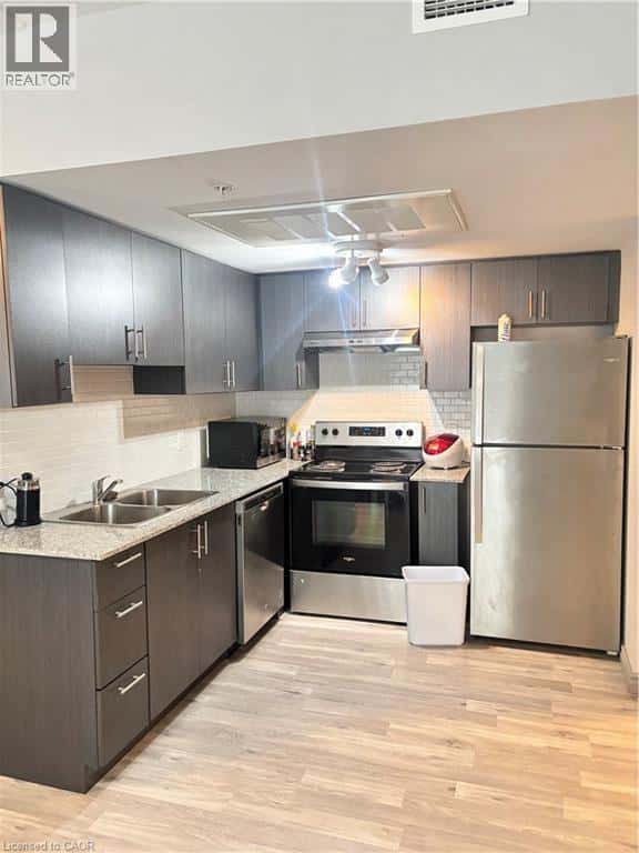 275 LARCH Street Unit# 108 — Waterloo, Ontario - Photo 5 of 11